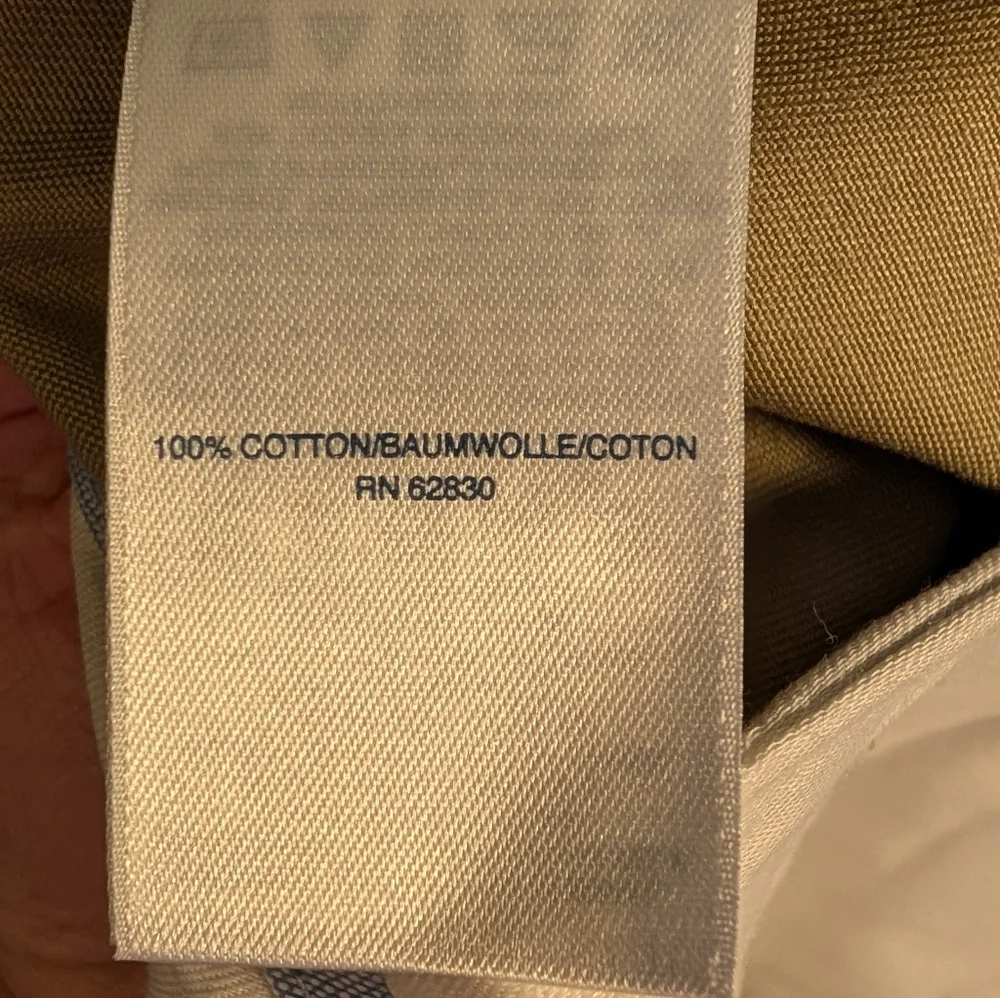 Lands’ End Khaki Shorts Men’s Size 42 Traditional Fit Pleated Dark Khaki (E14)